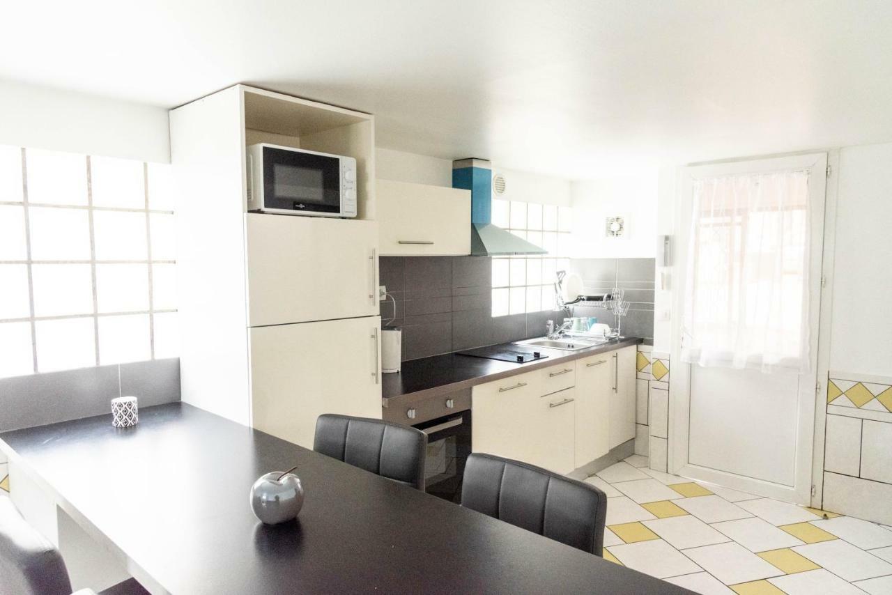 Charmant 2 Pieces Moderne Clichy-sous-Bois 外观 照片